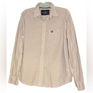 American Eagle Outfitters Men's White Checkered Shirt